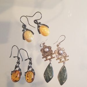 Set of three earings